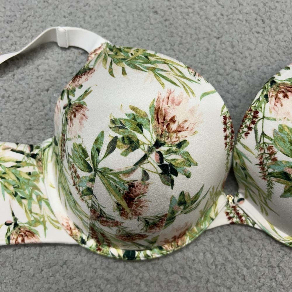 Cacique Bra 42C Push Up Bra Boost Plunge Lane Bryant - Picture 2 of 13